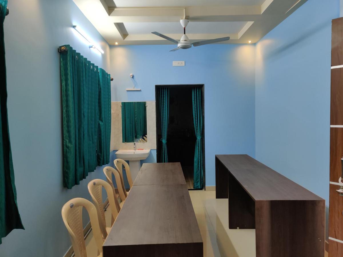 Bandekar Home Stay Malvan Exterior photo