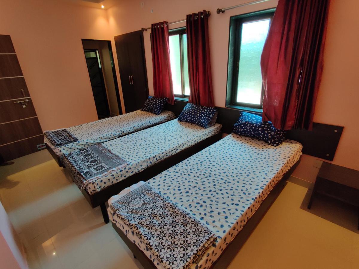 Bandekar Home Stay Malvan Exterior photo